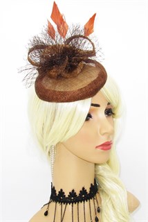 {{productViewItem.photos[photoViewList.activeNavIndex].Alt || productViewItem.photos[photoViewList.activeNavIndex].Description || 'Шляпка таблетка из синамей Вероника. Шоколад'}}