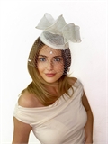 4205. Шляпка таблетка с объемным бантом Аманда. Белая 4205 - фото 24762